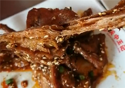 <b>比肉还好吃的素菜手撕素肉，适合档口学校周边经营！</b>